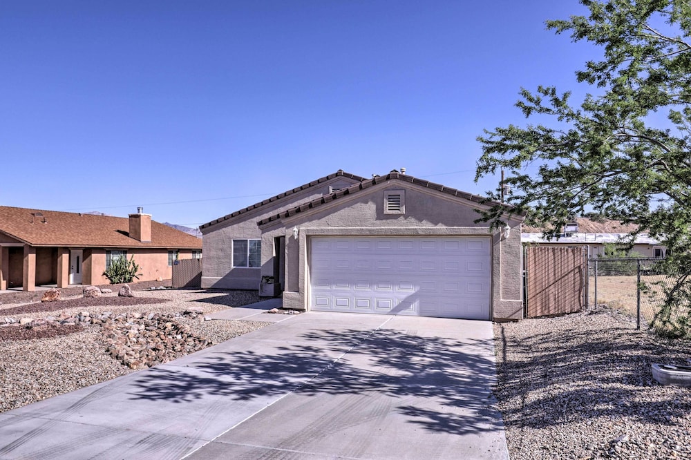 Inviting Retreat w/ Patio < 1 Mi to Colorado River view 5