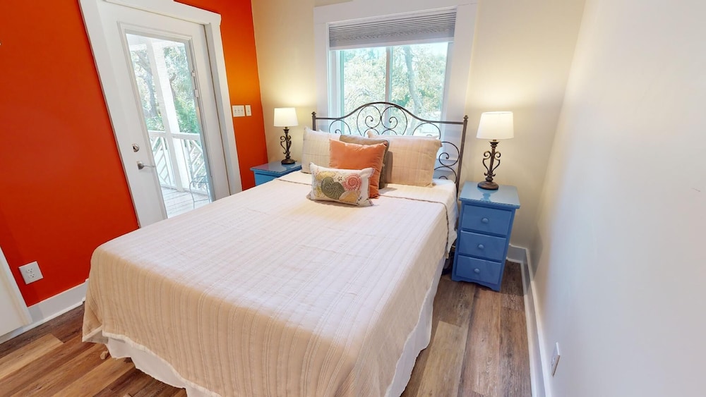 1004 2nd Avenue by Tybee Vacation Rentals