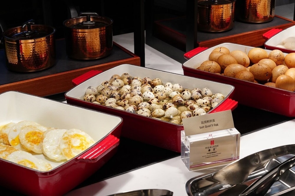 HUALUXE Resort Beihai Silver Beach by IHG