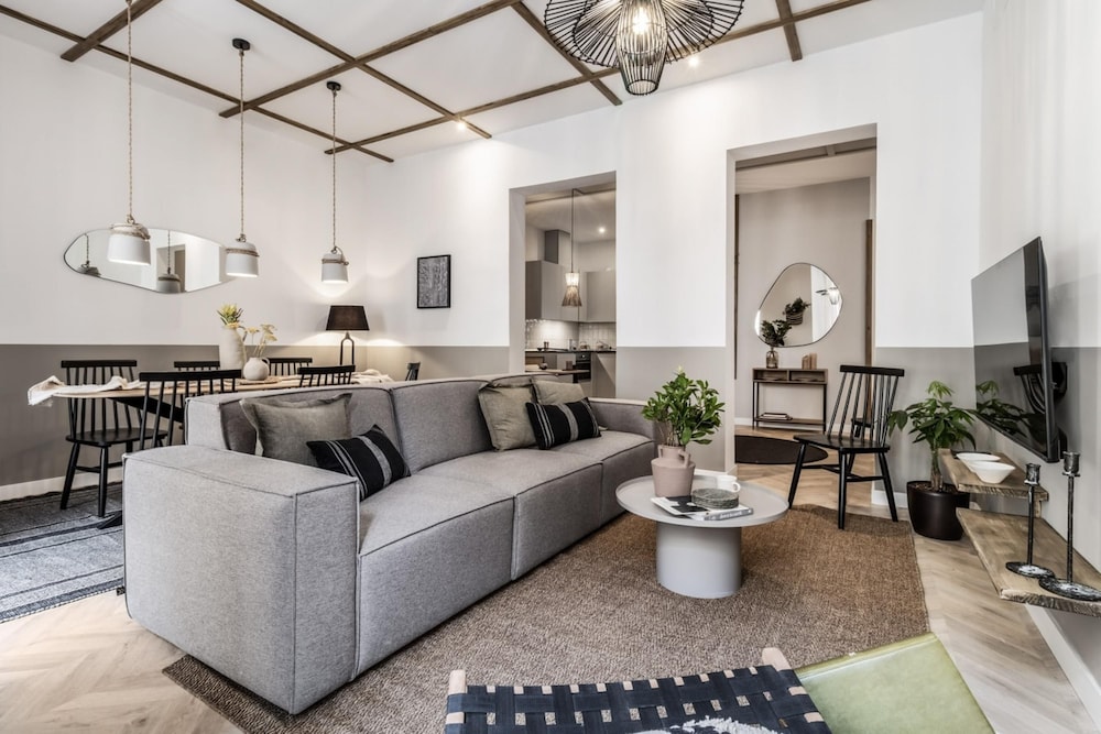 Baquo - 4 Bedrooms in Malasa a