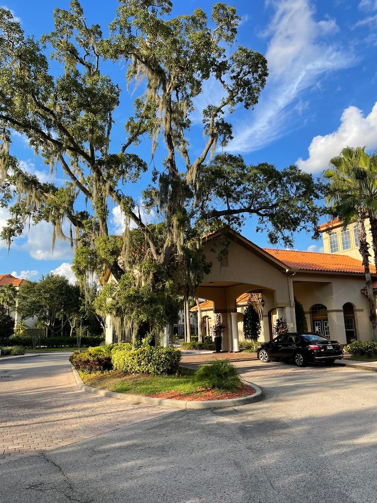 Tuscana Paradise 3BR Condo Near Disney Parks