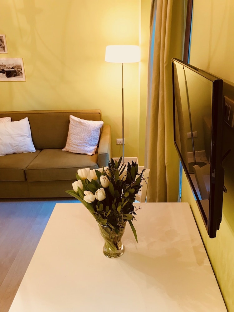 1BR Apt in Via Panicale by Sea N' Rent