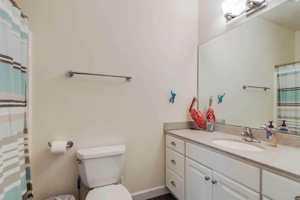 Smithfield Court 2 #102