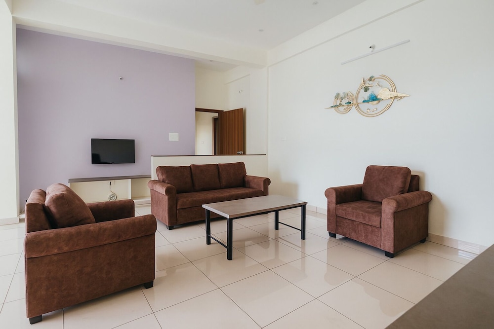 Savi Service Apartments