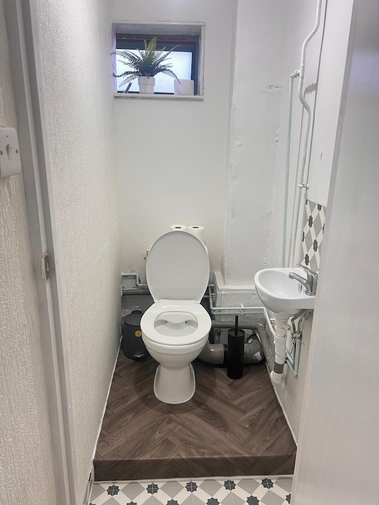 Nest And Limited