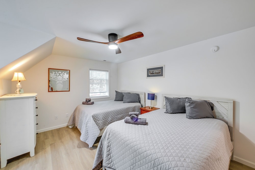 4 Mi to Rehoboth Beach: Cozy Coastal Apt!