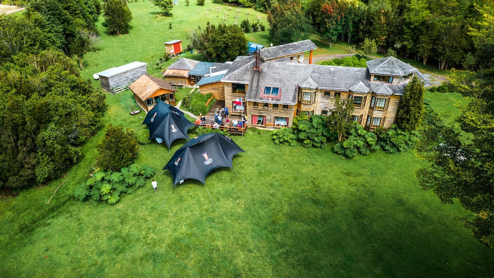 Andes Lodge