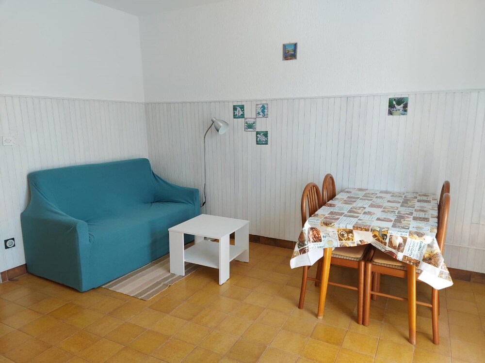 Photo 12