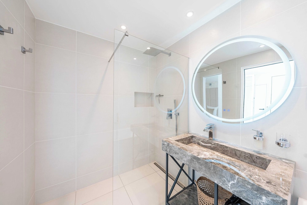 Sumptuous Villa - AC- 6br- 12p- Cannes