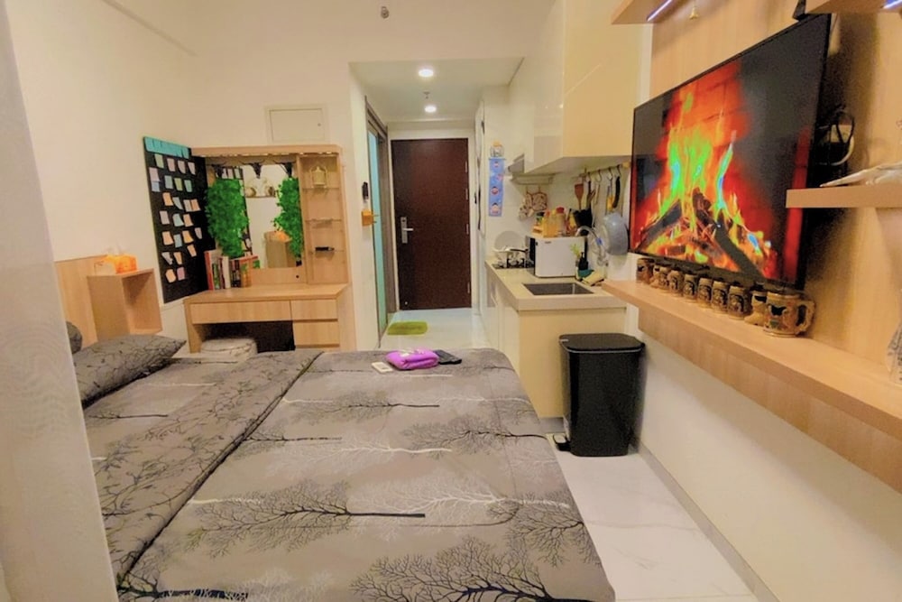 Sky House Bsd By Mizu Rooms