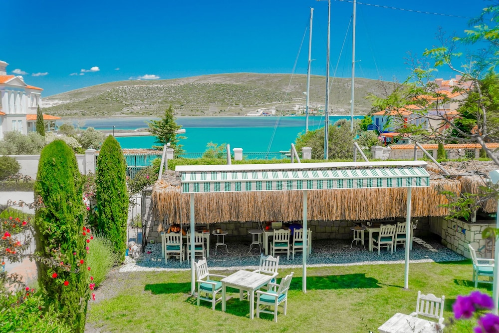 Alacati Marina Palace Otel - Image 34