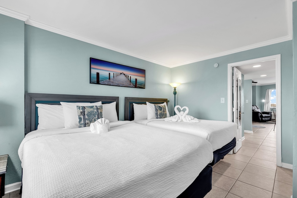 Bluewater Resort 1205