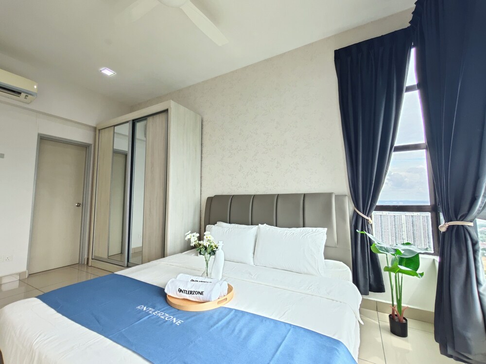 Kempas Dsummit Residences by Antlerzone