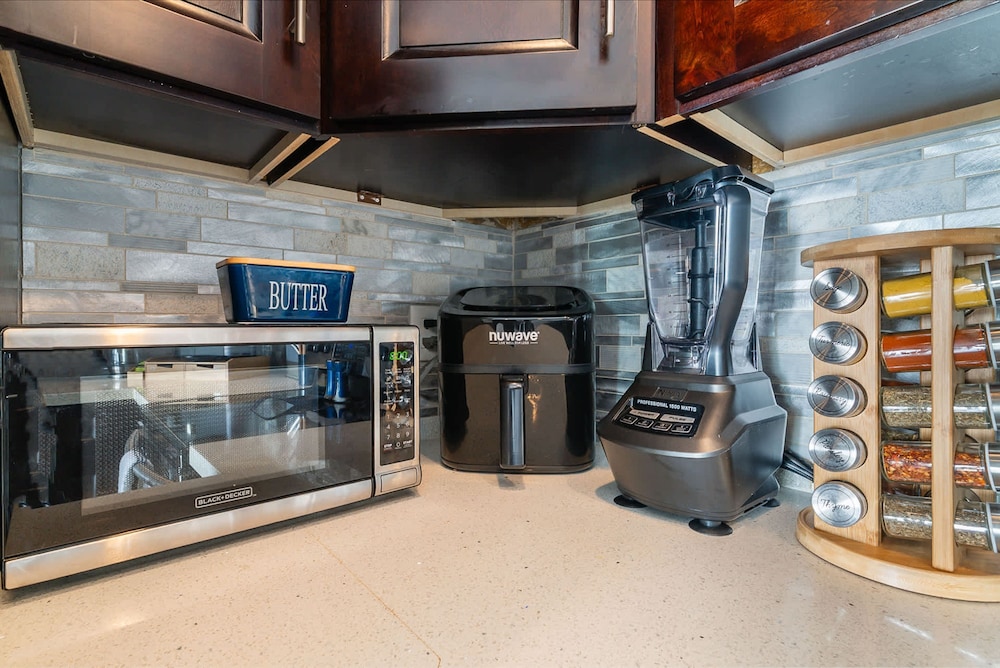 Luxury Oceanfront Condo With Private Beach Access