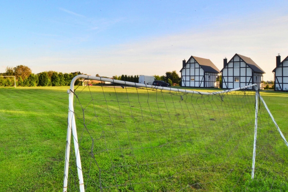 Bungalow in Jaroslawiec Near Tropicana Park