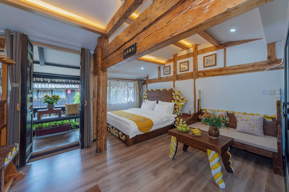 Yiyuan Snow Mountain View Historical Naxi House - Lijiang Old Town Mufu branch