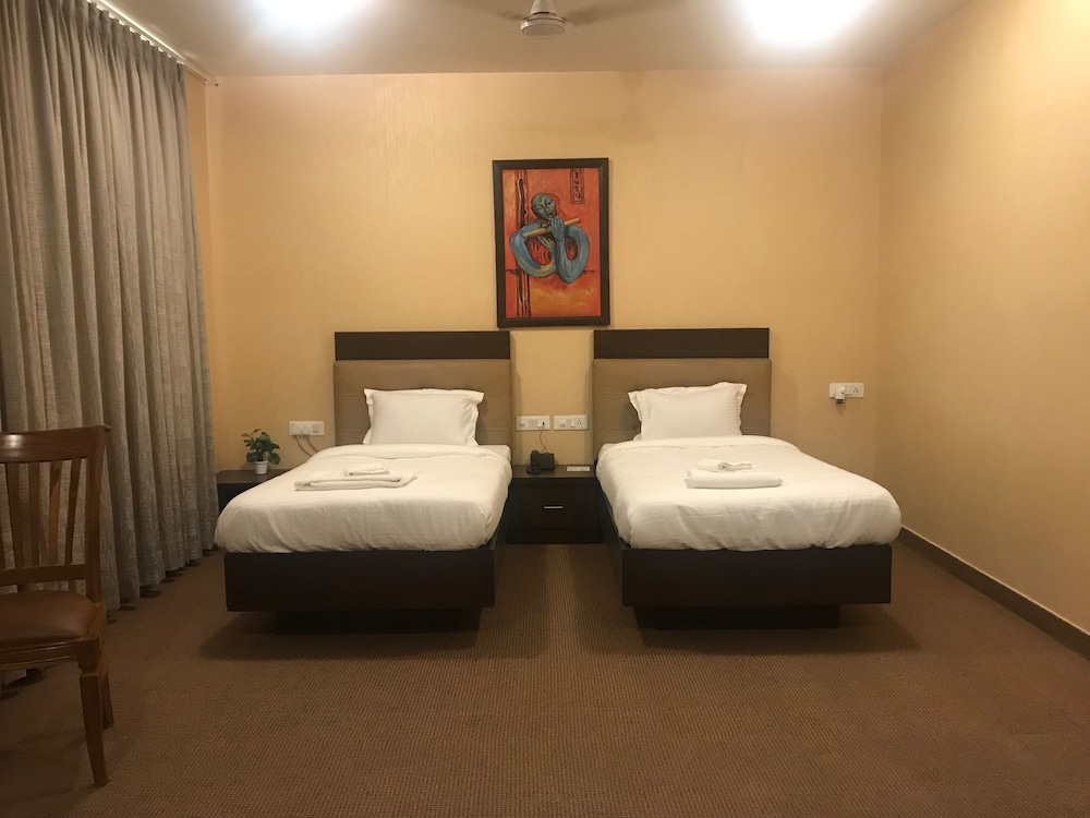 Noida Vacations - Mint Metropolitan Grand - Property Image 9