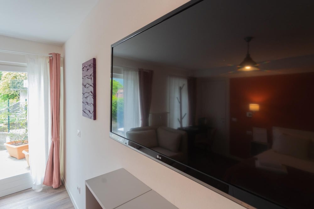 Enchanted Como Lake - Tremezzo Apartments