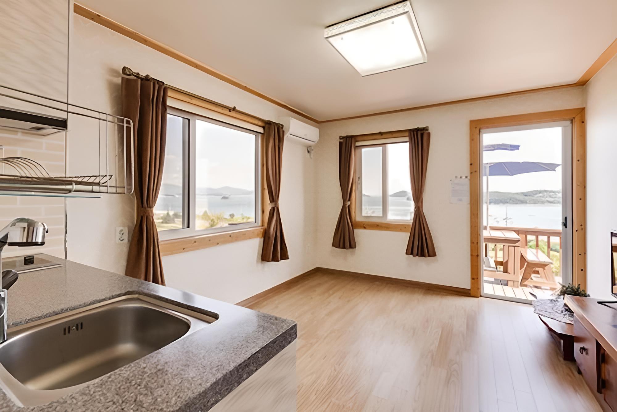 Namhae Landscape Pension