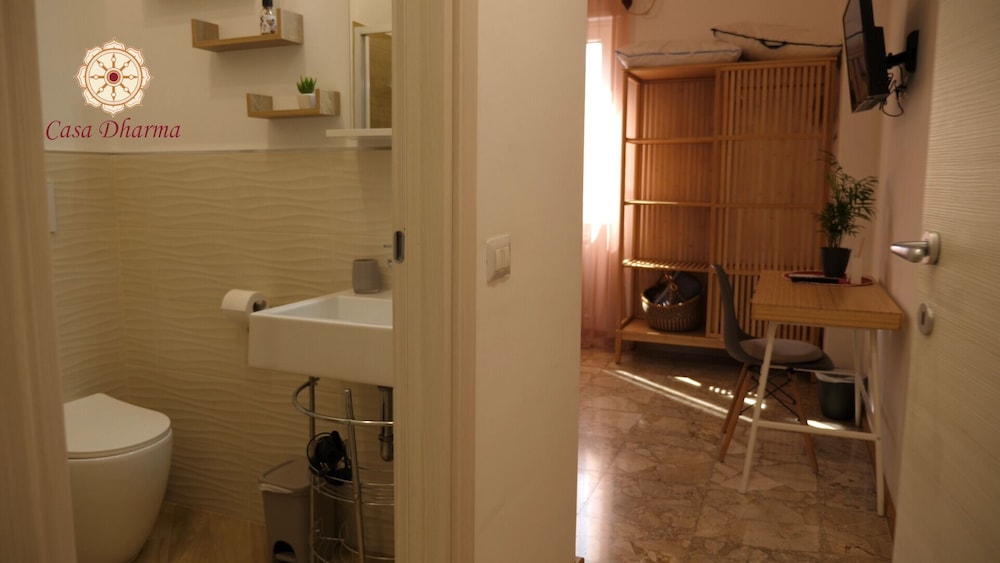 Casa Dharma Guest House