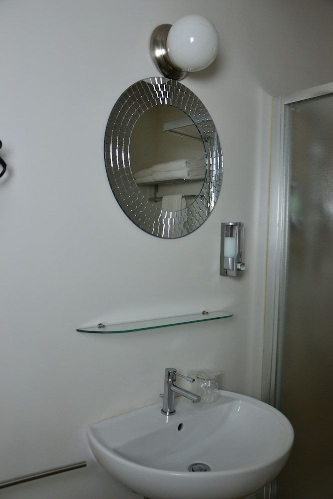 B&B Leopoldo