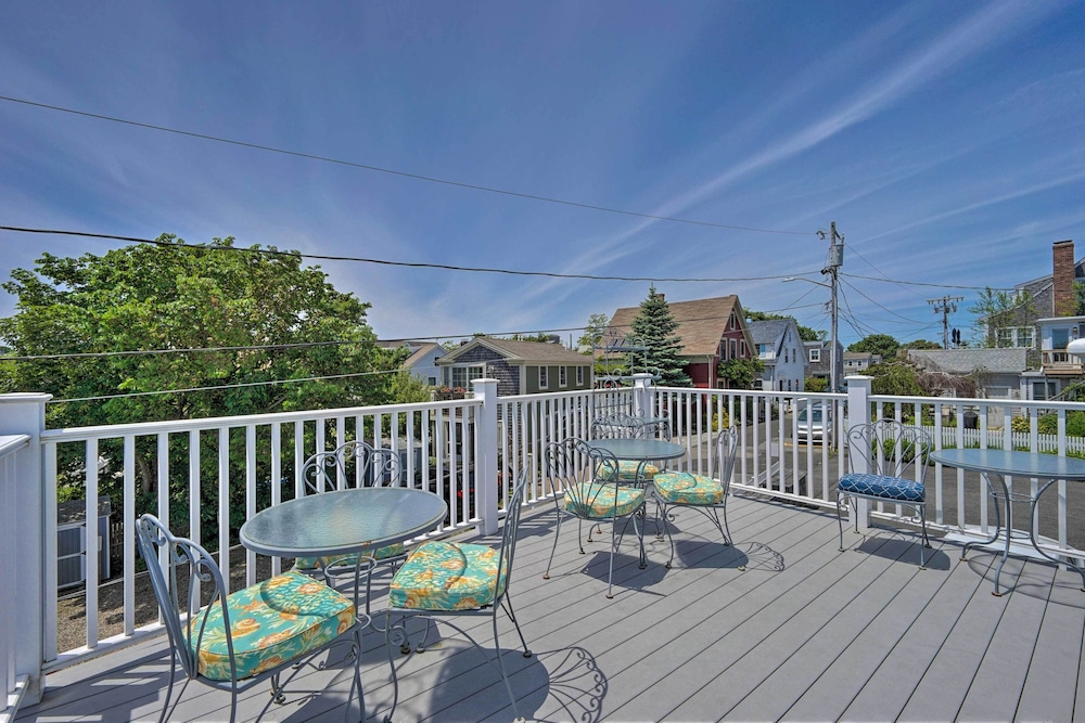 Provincetown Apartment, Steps to Commercial Street