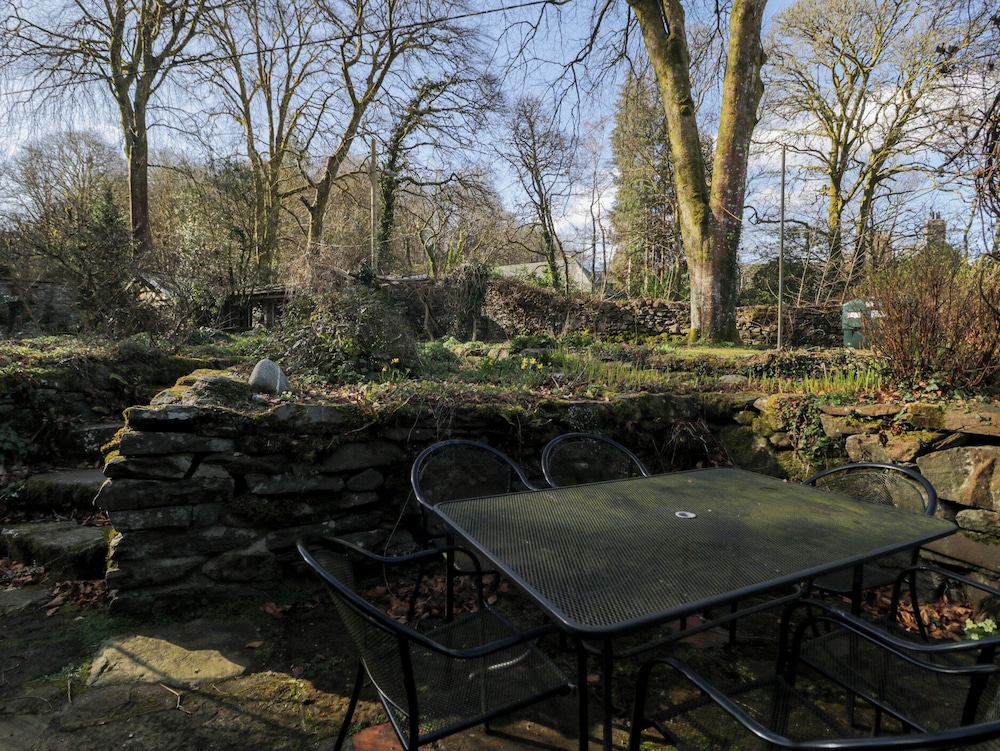 Glandwr Cottage