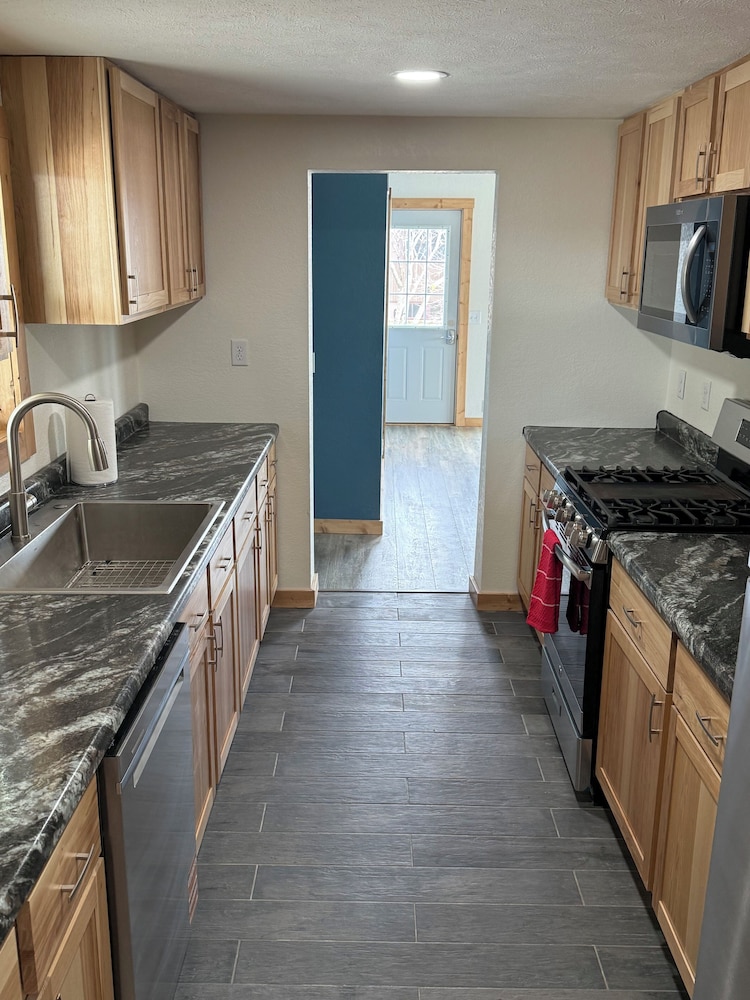 Mill Street Upper Apartment