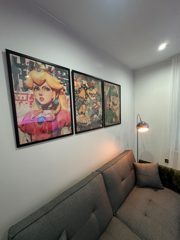 The Retro Suite With Wii Games and Entertainment