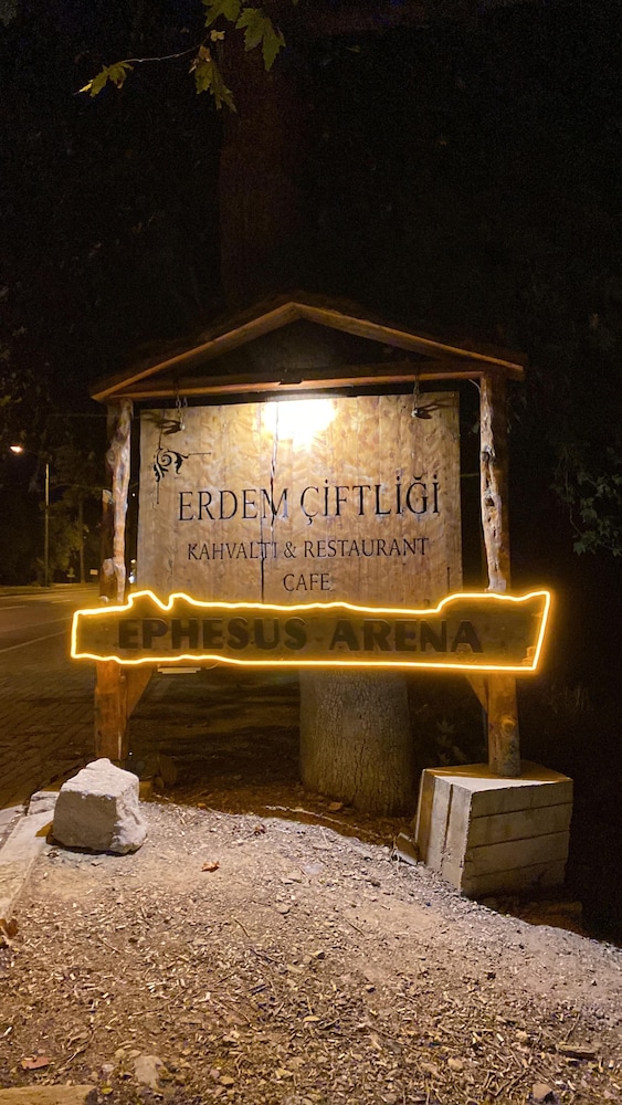 Erdem Ciftligi Ephesus Arena