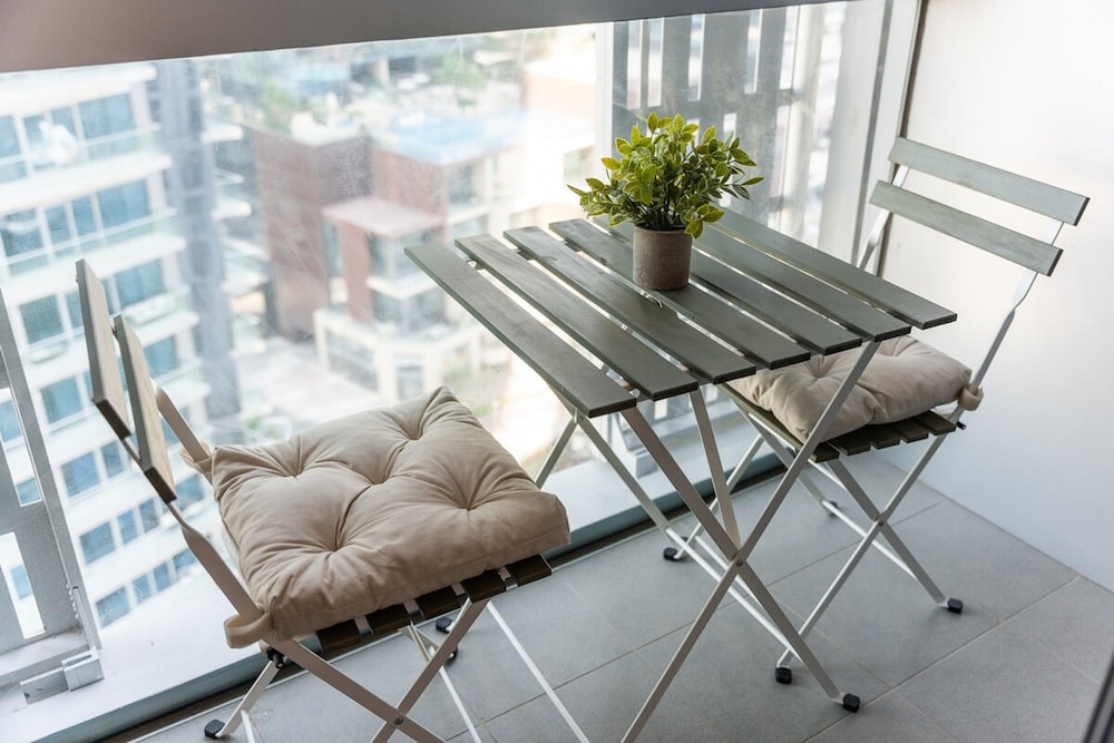 Modern Aesthetic 2-bedroom in Dubai Marina