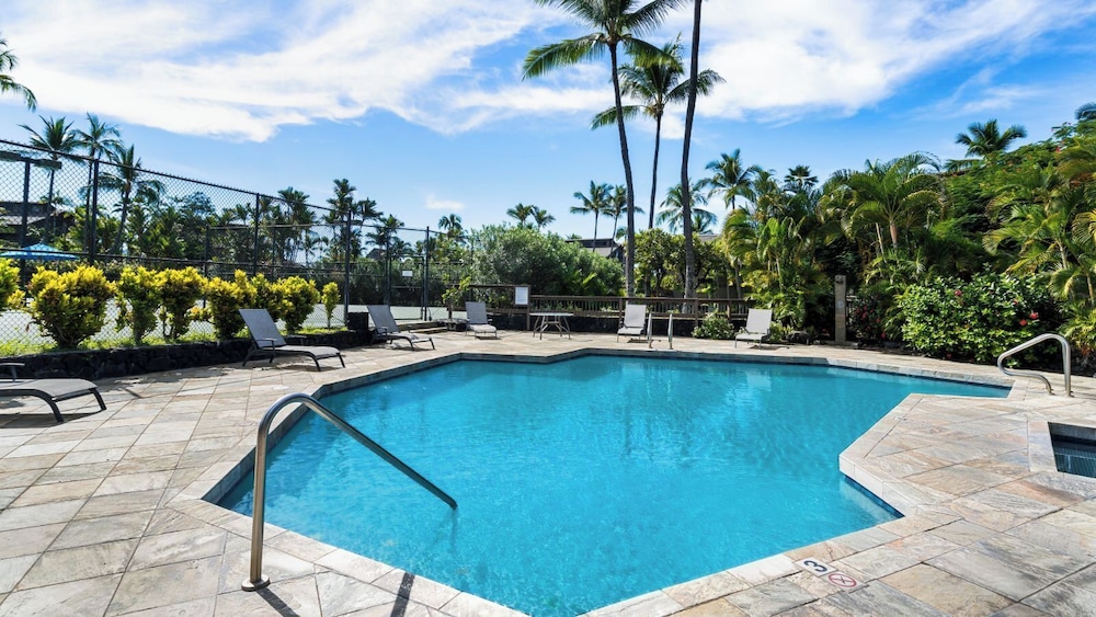 Sunset & Golf Course Views - AC & Wifi - Shady Lanai! - Vrkcv