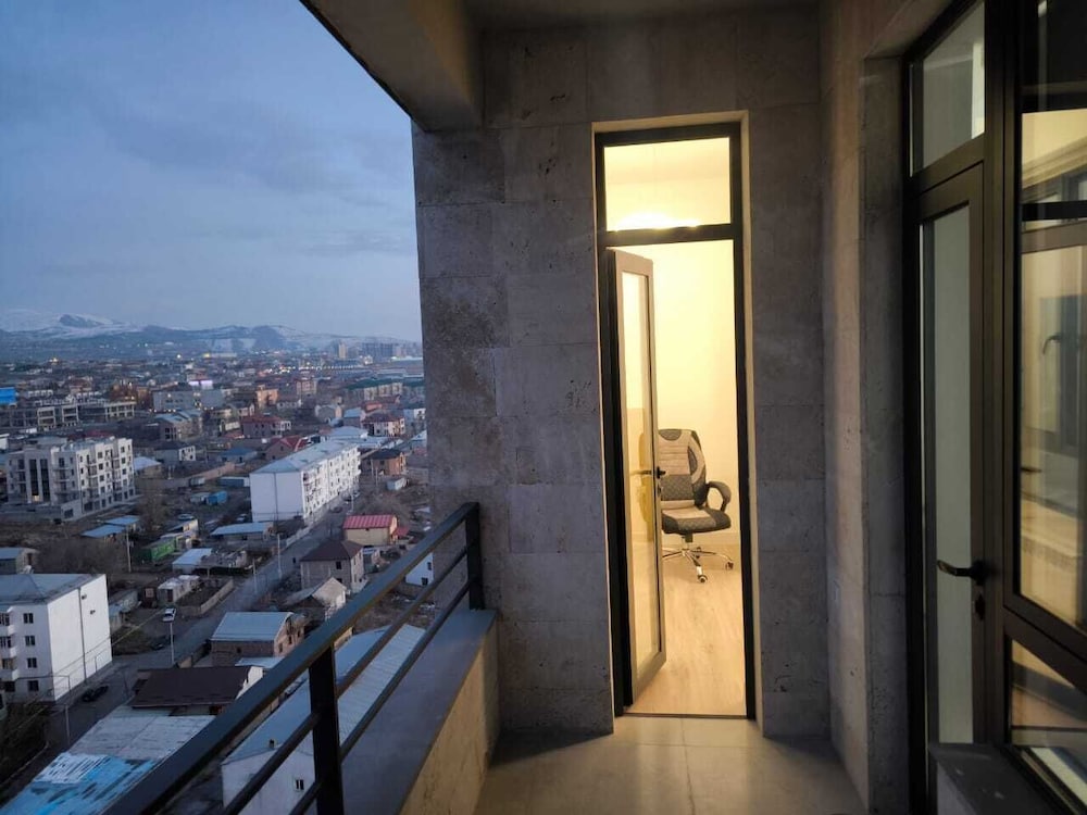 2 Bedroom Brand New Flat