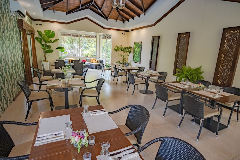 Hotel Lomas del Volcan - Property Image 10