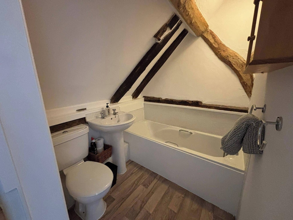 Countryside Cottage in Bulmer- Sleeps 6/7