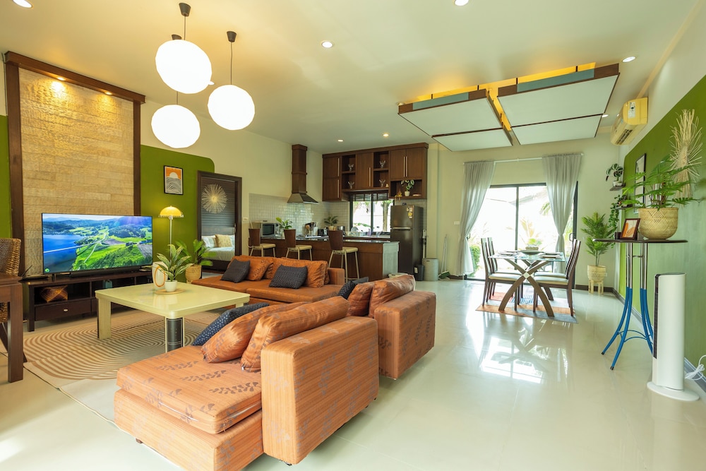 3BR Pool Villa Quiet Stay V67