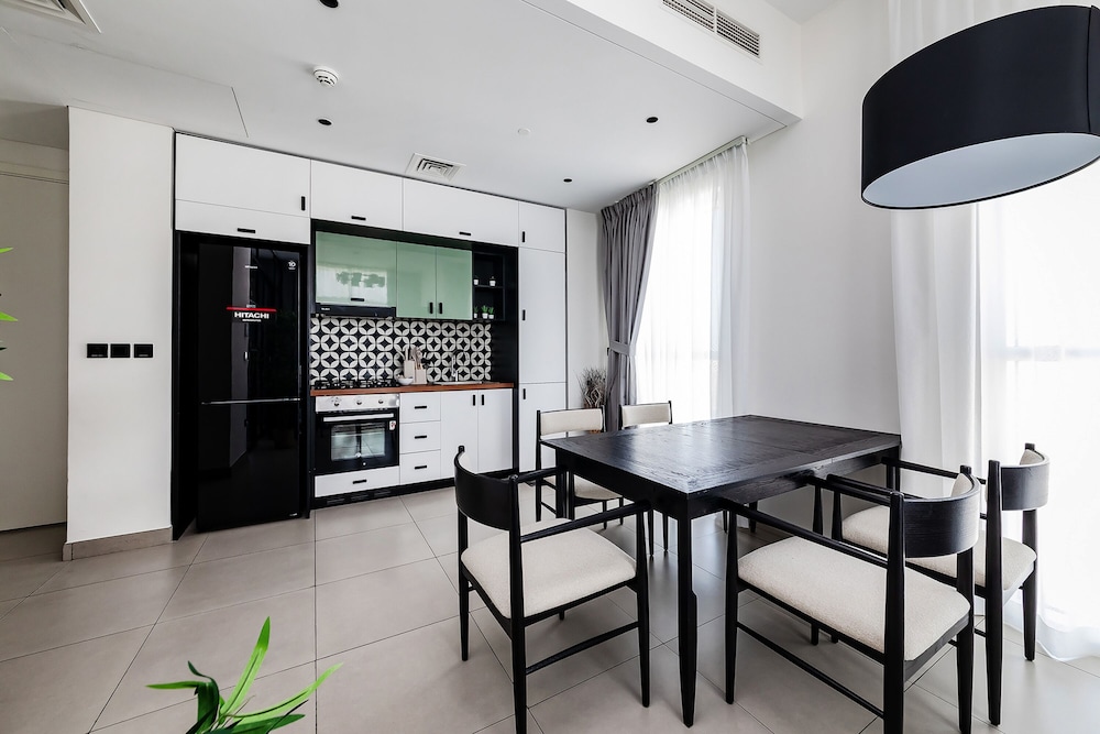 Deluxe 2BR Apartments at Socio