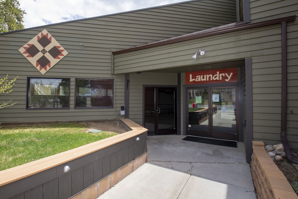Fraser Vacations - The Pines At Meadow Ridge 42-7 3 Bedroom Condo by RedAwning - Property Image 23