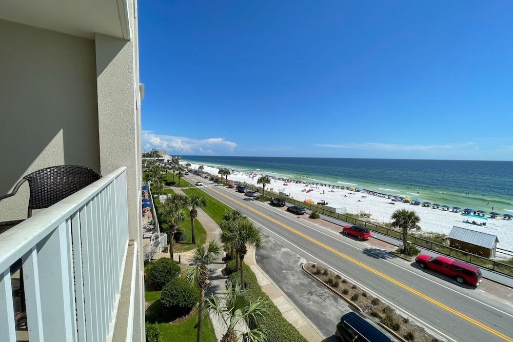 Costa del Mar - 1 Br Condo