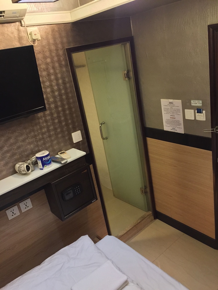 Rai Lei Hostel