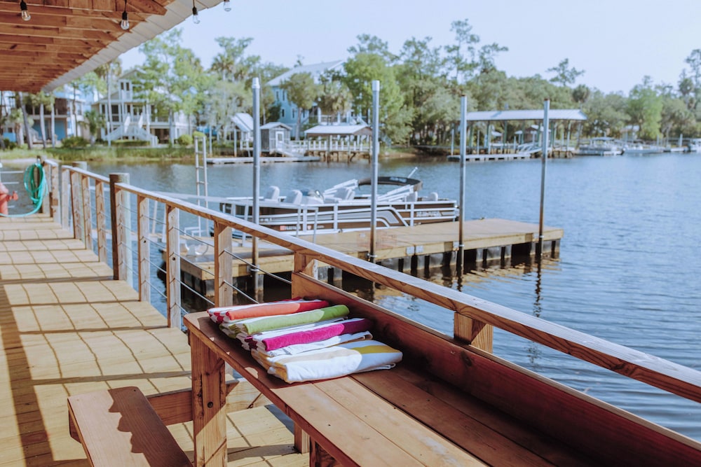 Serene Steinhatchee River Home w/ Boat Dock view 3