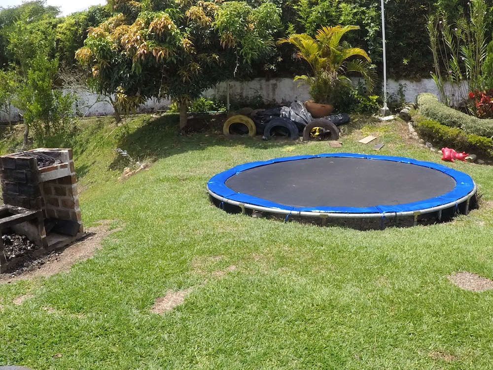 Mansion del Lago Calima - Property Image 3