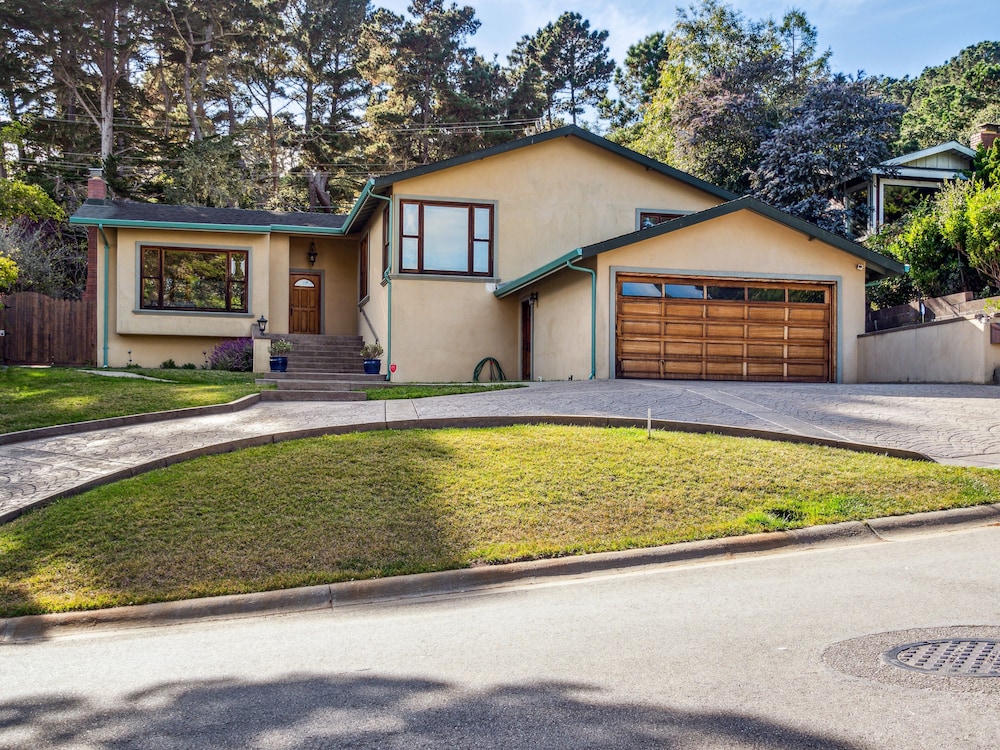 Coastal Serene Retreat In The Heart Of Monterey! 3 Bedroom Home by RedAwning view 3
