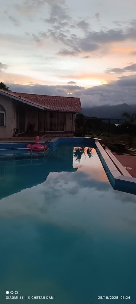 Casa Rossa Resort