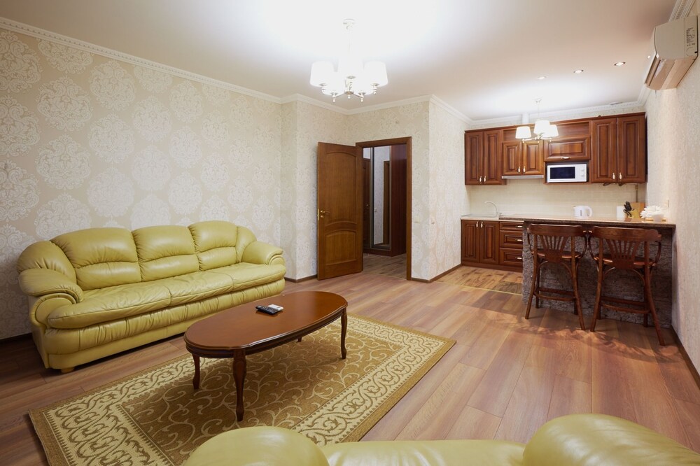ASAO Apartments Walking Center Zone