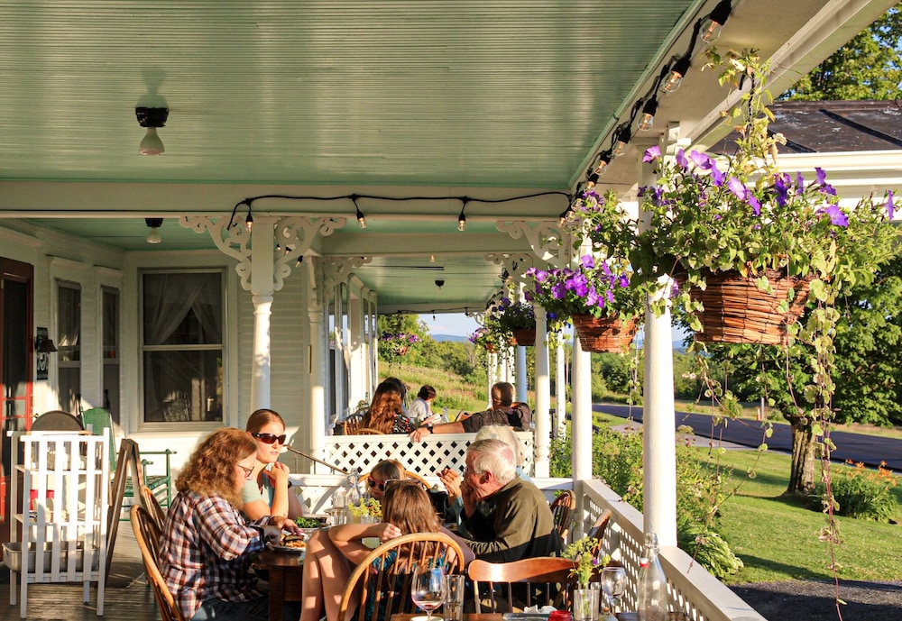 Highland Lodge