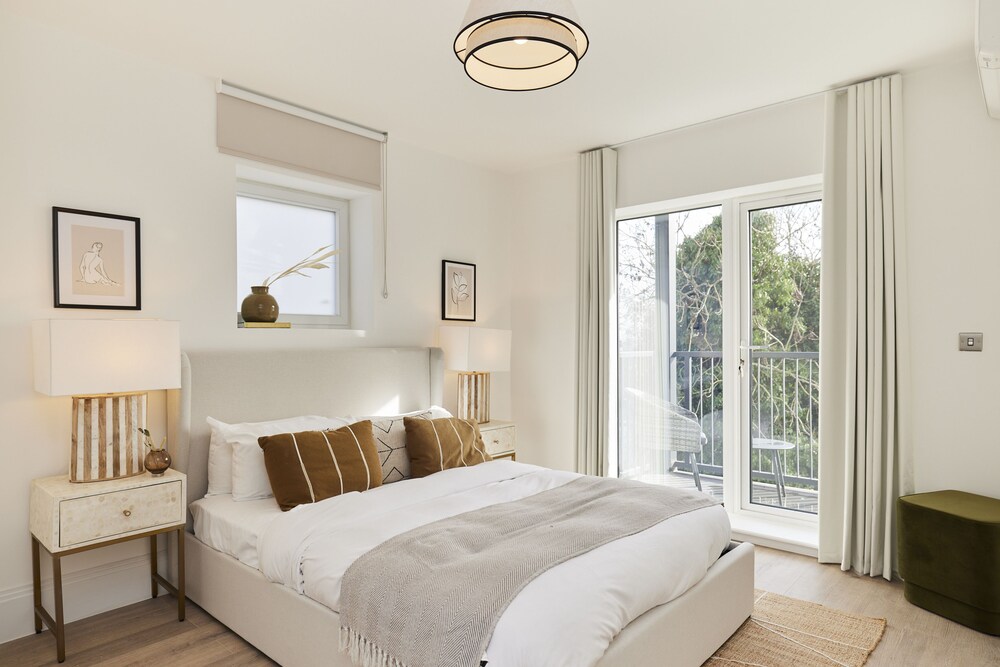 Wembley Vacations - The Wembley Park Retreat - Modern 2bdr Flat With Balcony - Property Image 22