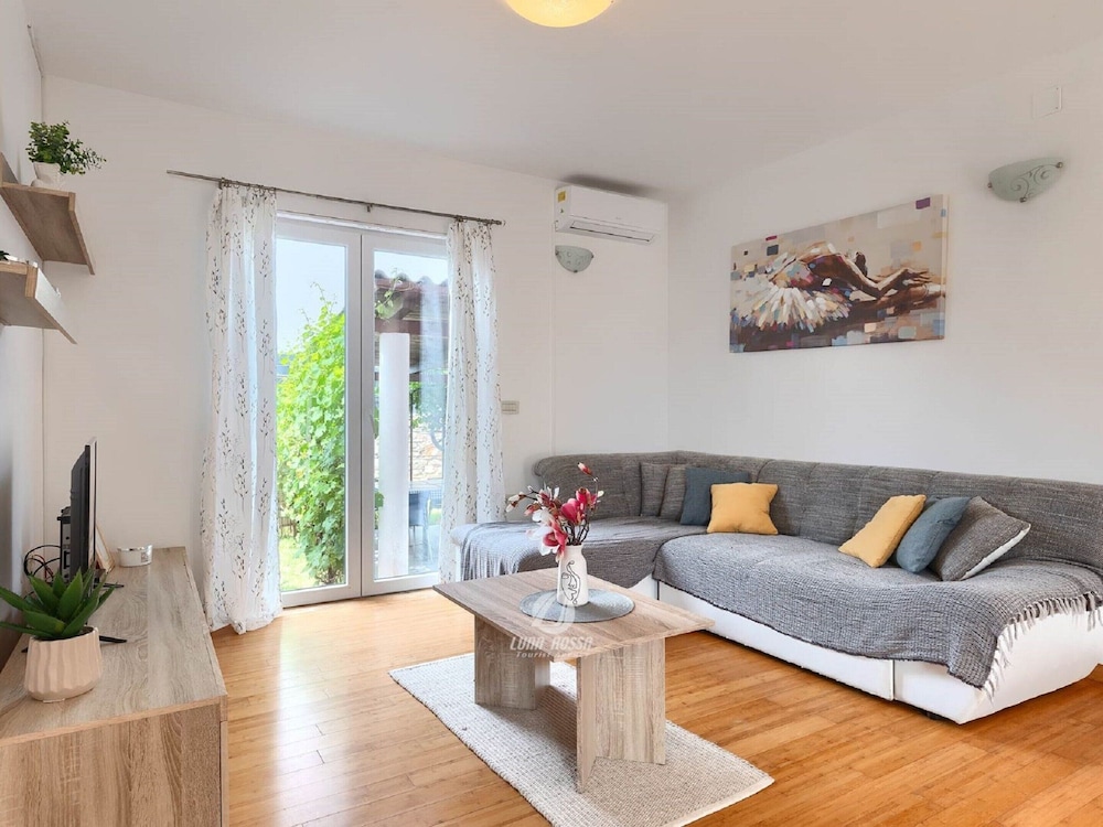 Comfortable House With Private Swimming Pool