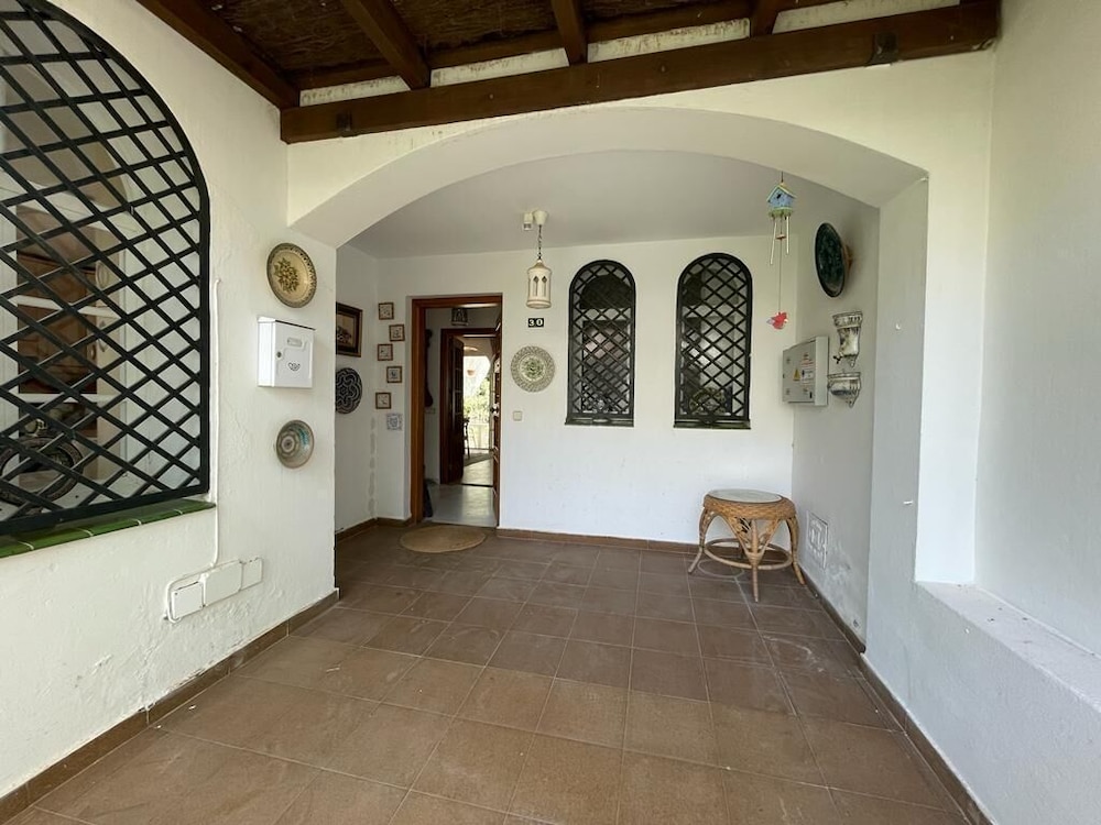 Spacious House w/ Private Pool Next to Golf Club