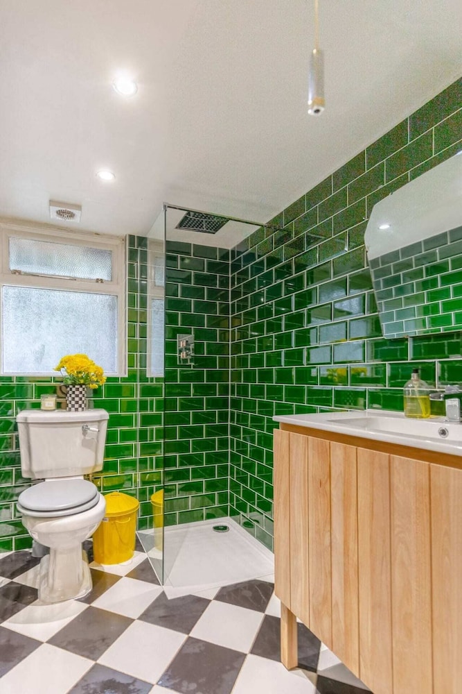 Beautiful Two-story Flat With Garden in Islington